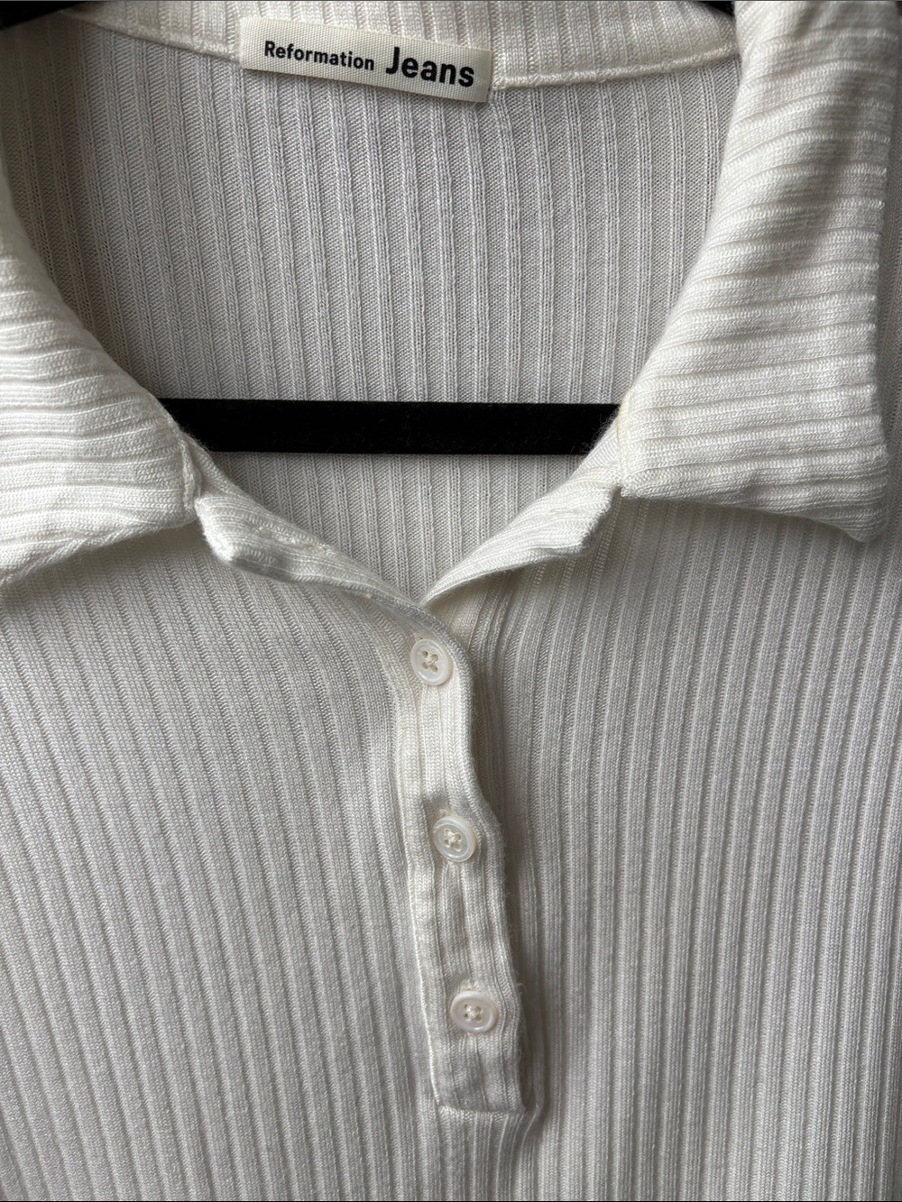 Reformation Jeans White Ribbed Knit Short Sleeve Polo Top - Size L - Picture 4 of 9